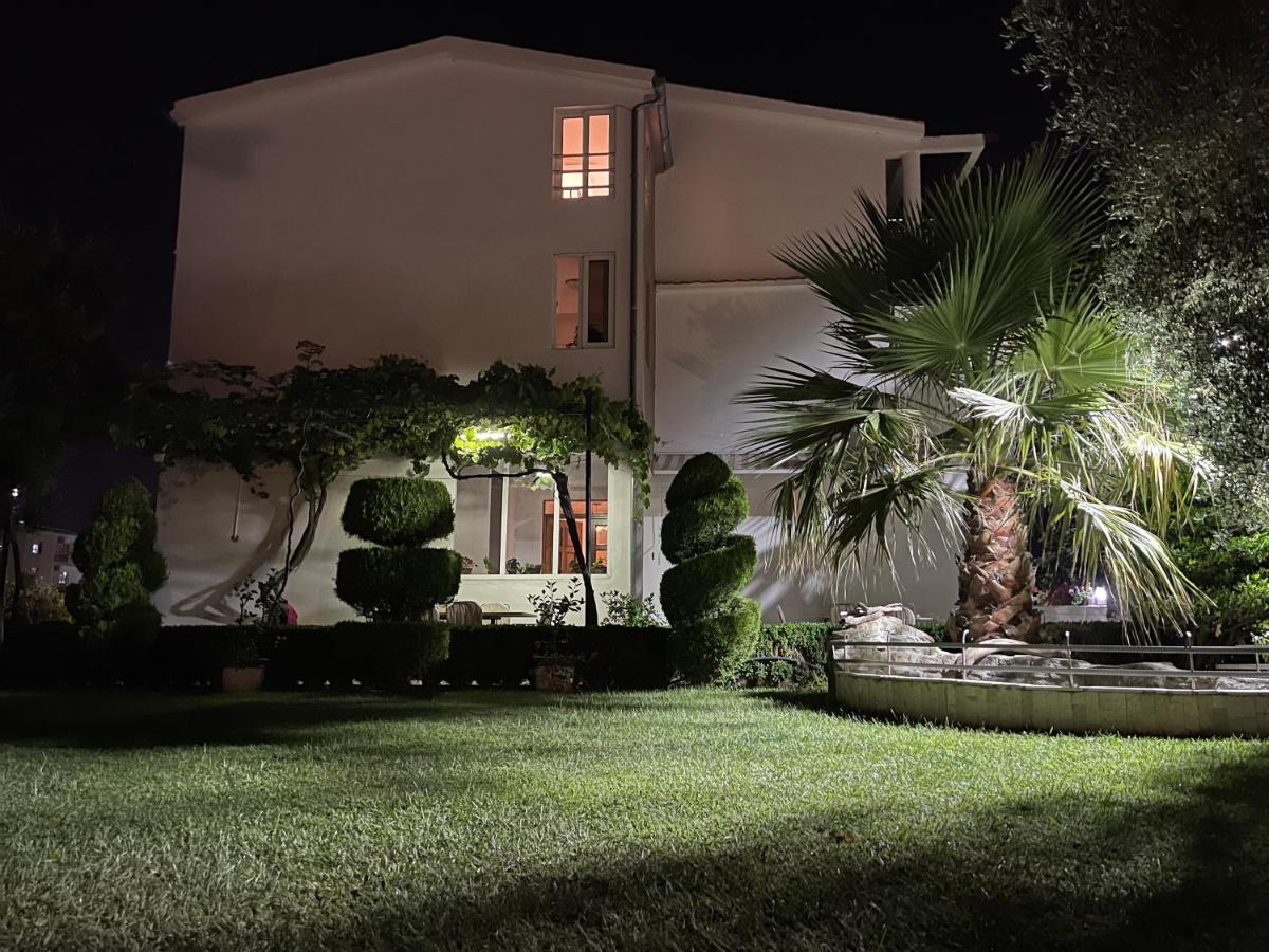 Apartaments Queen Ulcinj Exterior foto