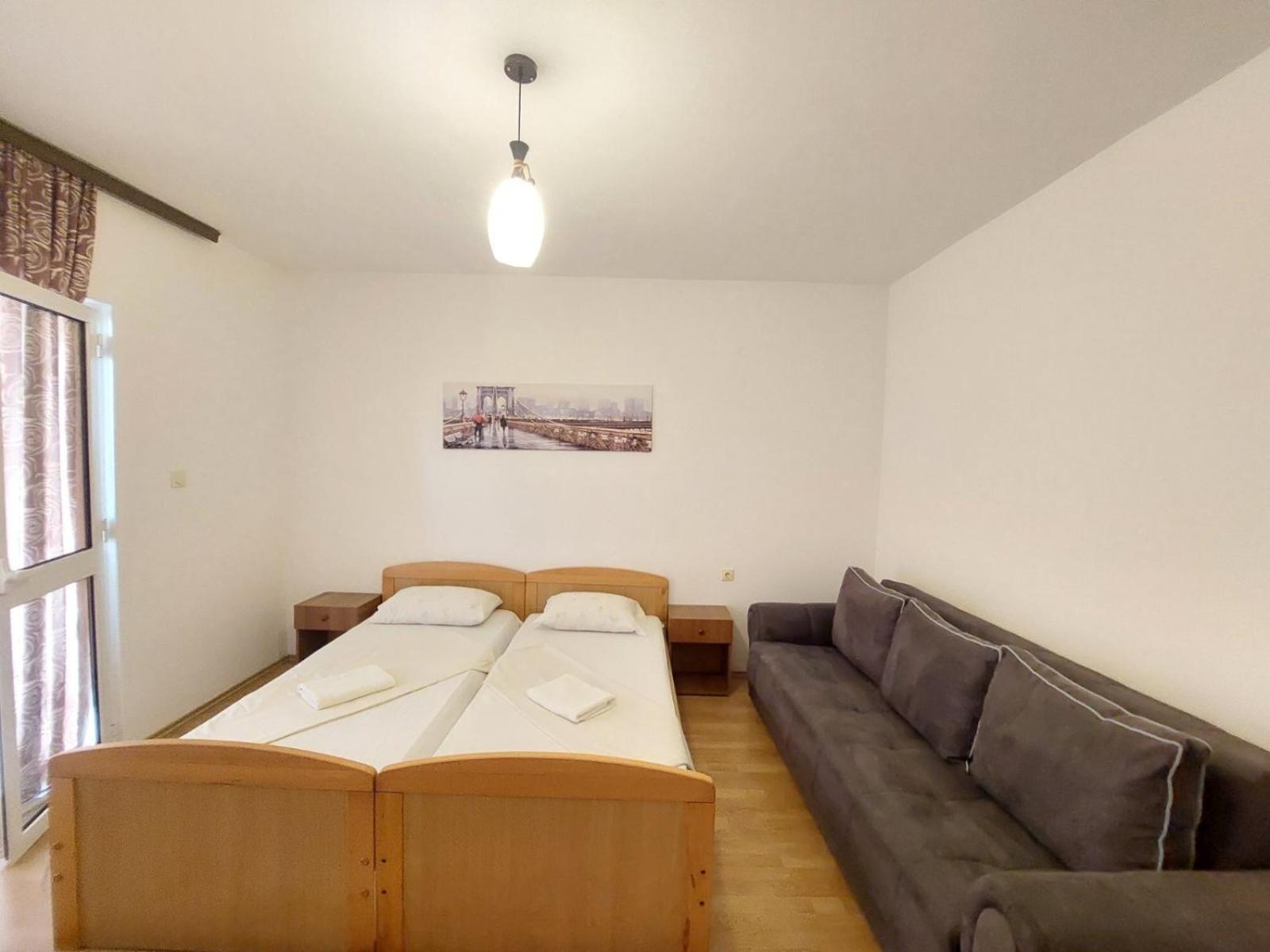 Apartaments Queen Ulcinj Exterior foto